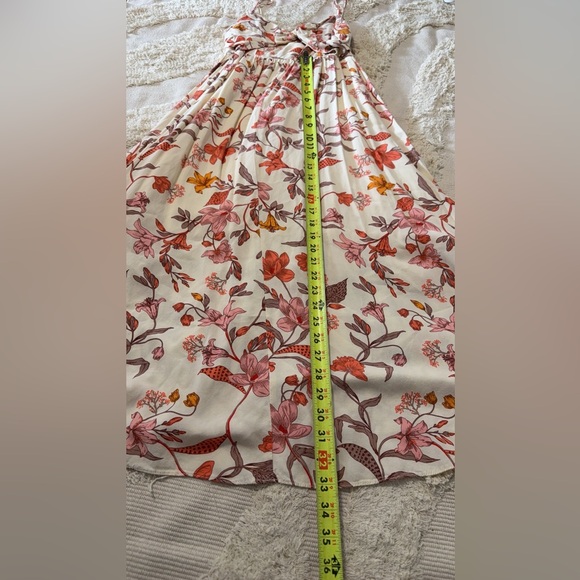 Petal + Pup Tusmore Dress in Cream size 6 - Picture 5 of 8